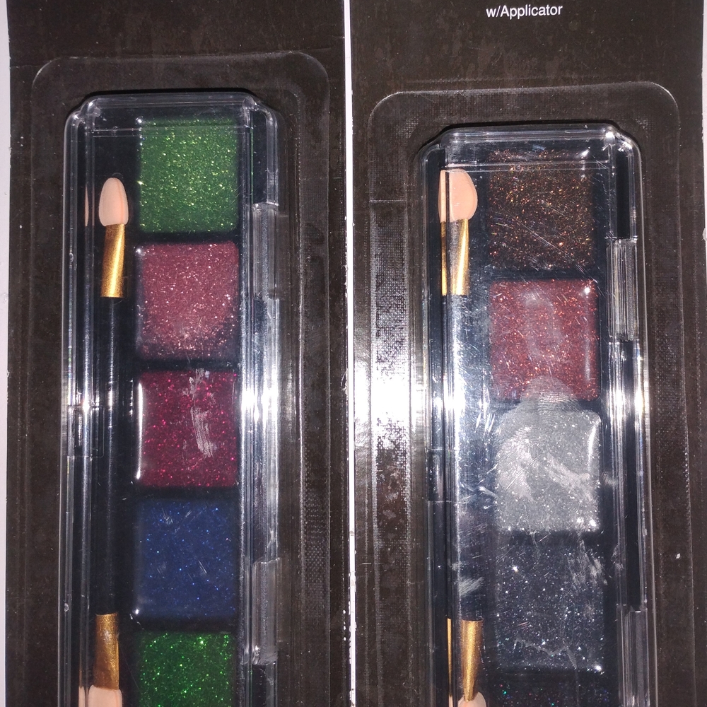 Set of Glitter Eyeshadow Palettes w/ Shadow Applicator